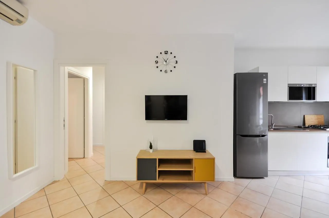 Appartamento CaseOspitali - CASA CRI&ELISA moderno trilocale con terrazza vicino a Lambrate Ventura Milano